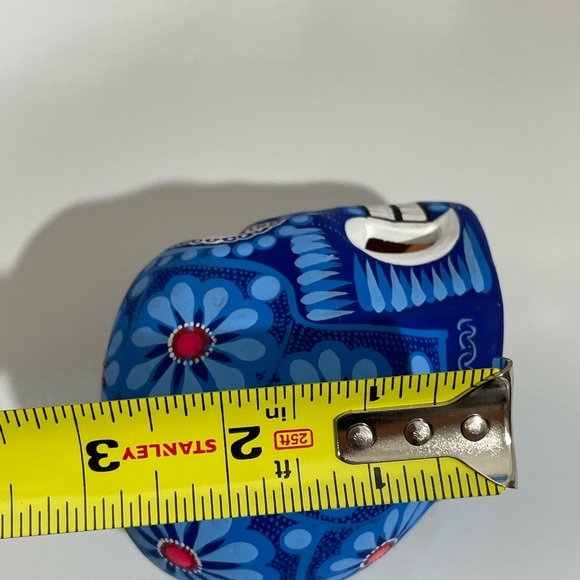 Mexican Clay Skull Hand painted Blue white
New - Picture 6 of 6